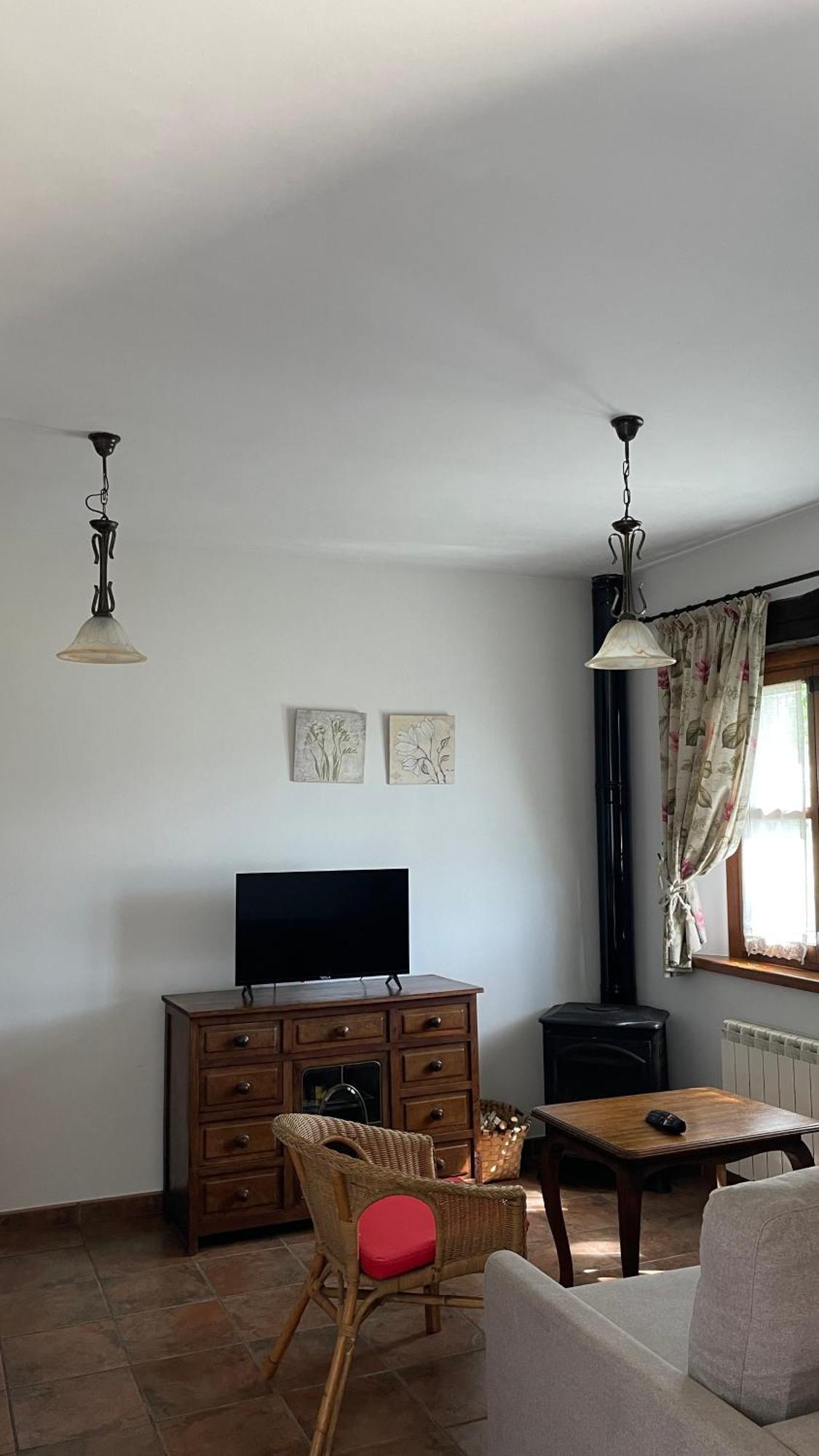Apartamentos El Picoretu Mestas De Con Esterno foto
