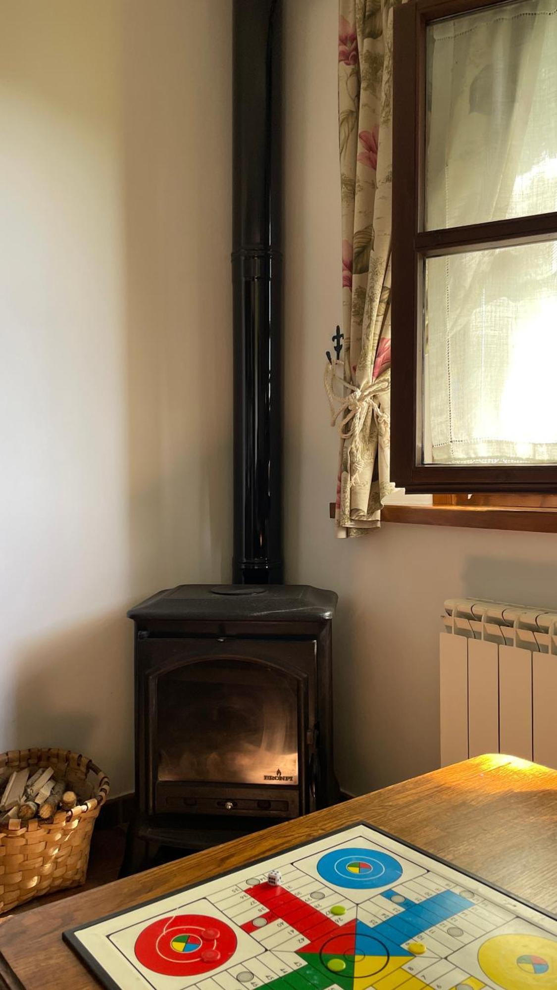 Apartamentos El Picoretu Mestas De Con Esterno foto